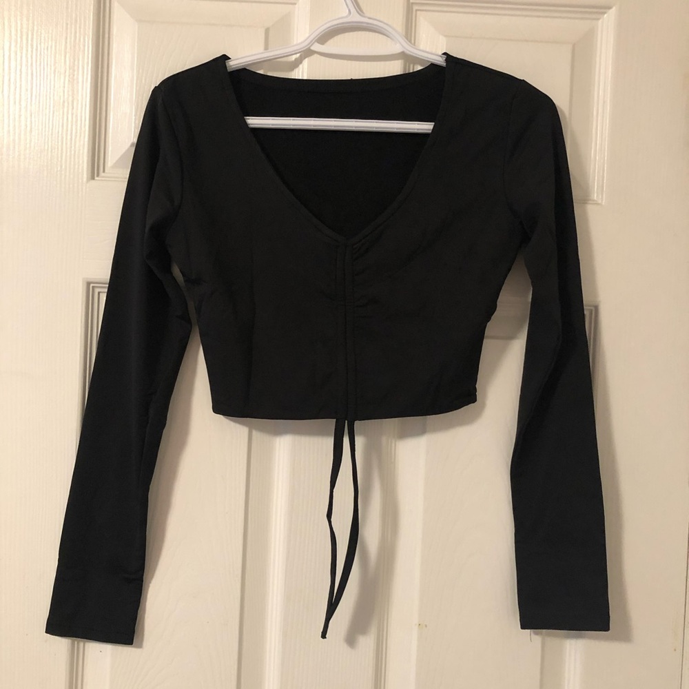 Black crop top - Picture 4 of 8